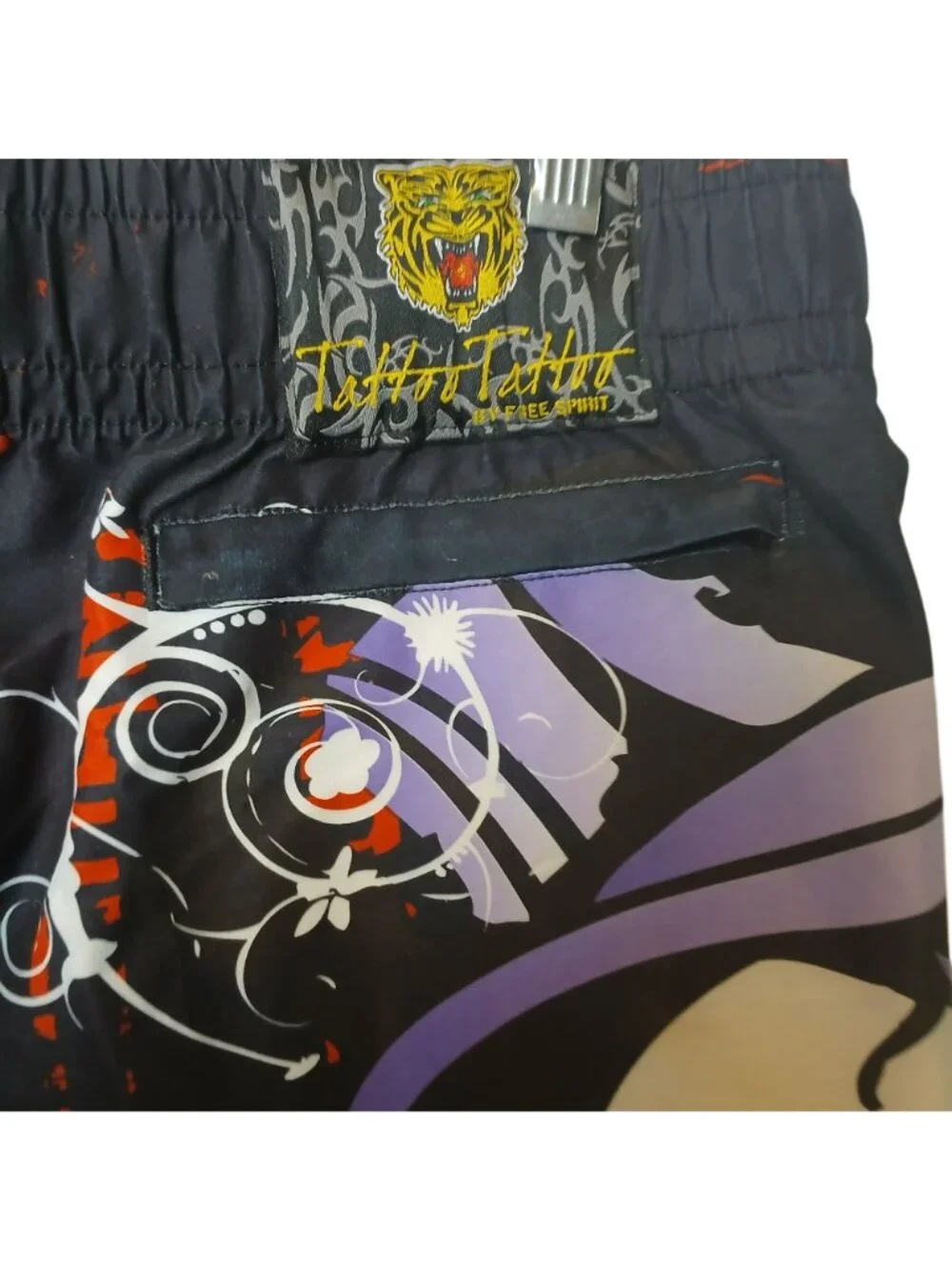 Tattoo Tattoo By Free Spirit Mens Large  Graphic Board Shorts W/ Opener #D20